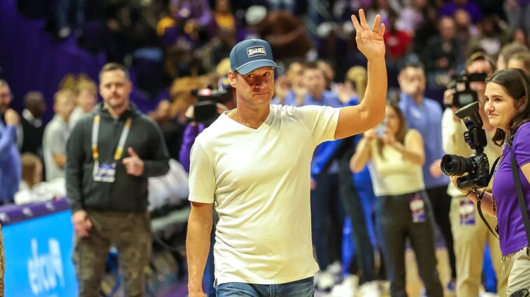 lane-kiffin-cashes-in-as-former-ole-miss-team-advances-in-college-football-playoff-without-him