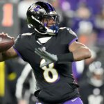 lamar-jackson-confirms-he’ll-start-for-ravens-in-must-win-afc-north-finale-against-steelers