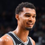 spurs-star-wembanyama-(knee)-out-vs.-blazers