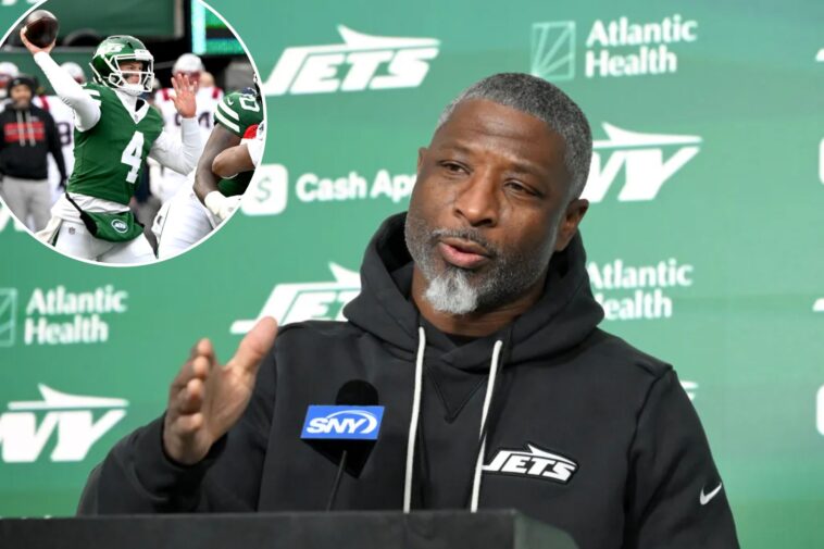 apathy-has-taken-over-this-jets-season-—-aaron-glenn-better-hope-this-is-the-worst-of-it
