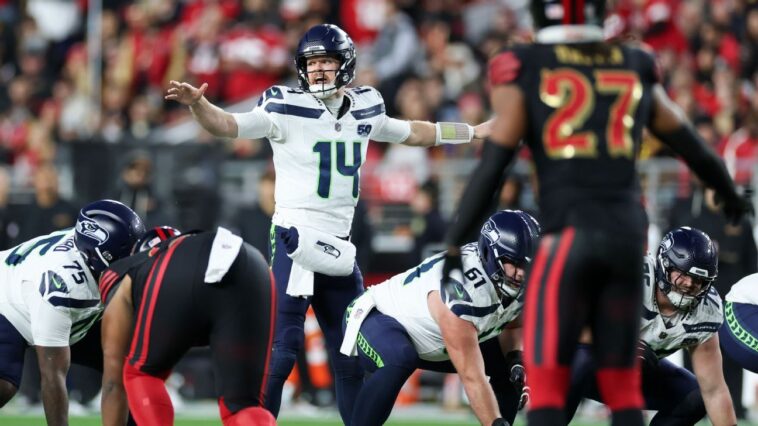 seahawks-silence-49ers’-offense-in-week-18,-win-nfc’s-no.-1-seed