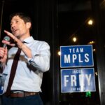 resurfaced-footage-shows-leftist-minneapolis-mayor-speaking-somali,-dancing-and-waving-somali-flag