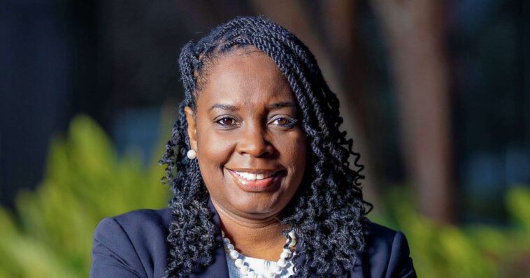 elected-democrat-busted-breaking-into-a-car,-charged-with-burglary