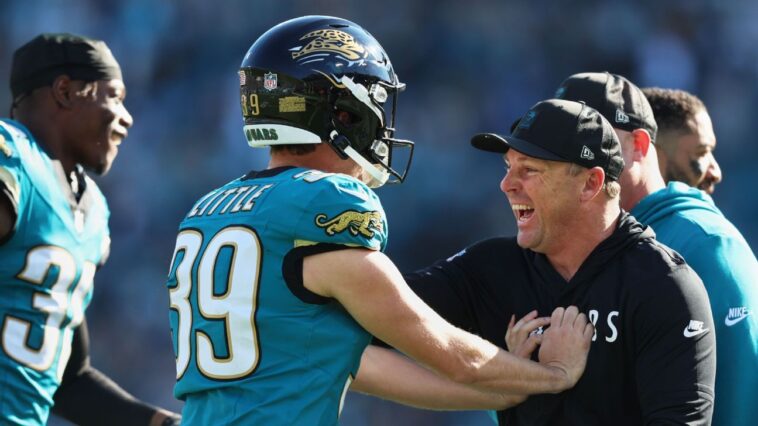 jags-cap-turnaround,-clinch-afc-south-with-rout