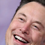 elon-musk-shares-photo-of-himself-dining-with-donald-and-melania-trump:-‘2026-is-going-to-be-amazing’