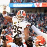 ‘legendary’:-mahomes,-parsons-lead-congratulations-for-garrett