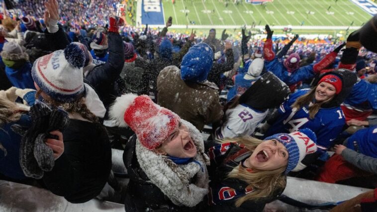 fans,-bills-bask-in-glow-of-stadium’s-swan-song