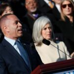 centrist-house-democrats-furious-over-party-leadership’s-response-to-maduro-capture:-report