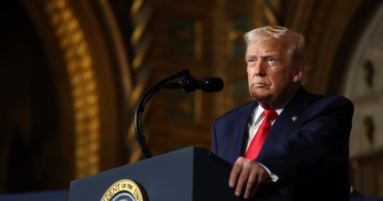 trump:-we-have-a-‘second-wave’-ready-if-venezuela-won’t-play-ball