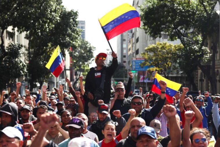 venezuelan-exiles-confront-pro-maduro-protests-abroad-as-global-celebrations-mark-regime’s-fall