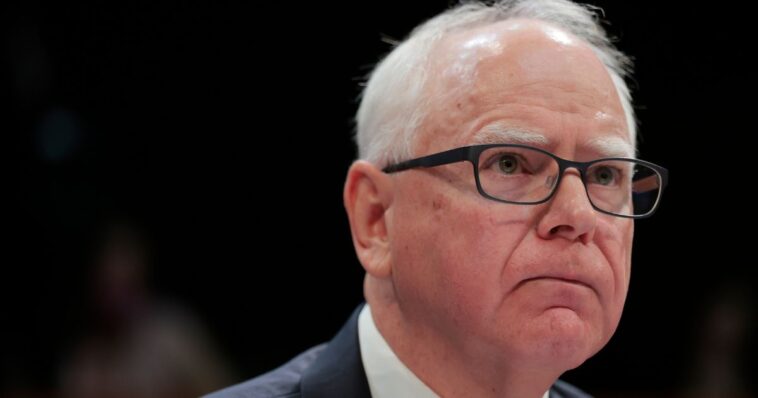 breaking:-tim-walz-ends-reelection-bid,-blames-trump