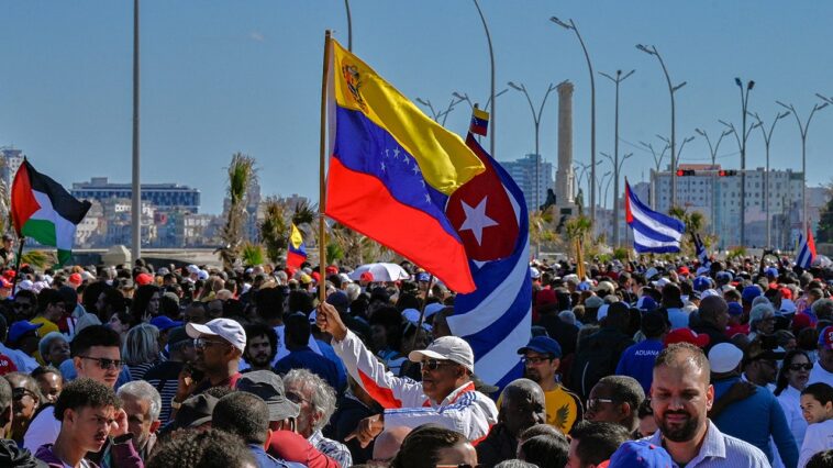 maduro’s-capture-is-‘beginning-of-the-end’-for-cuba’s-regime,-house-intelligence-chair-says