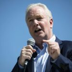 van-hollen-confronted-on-democrats-arguing-party-lacks-‘nuance’-in-criticism-of-venezuela-strikes