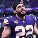 vikings’-harrison-smith,-cj-ham-get-emotional-in-speech-to-teammate-as-retirement-decisions-loom