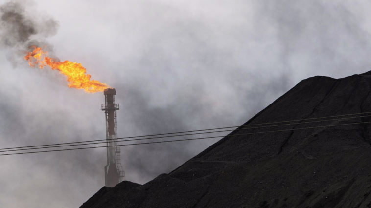 fox-news-politics-newsletter:-3-key-takeaways-from-trump’s-push-to-put-us-oil-firms-back-in-venezuela