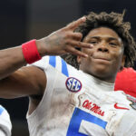 star-rb-kewan-lacy-returning-to-ole-miss-next-season