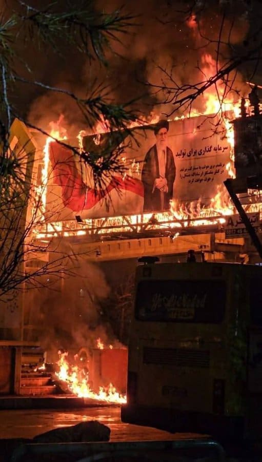 iranian-regime-cracking-down-hard-on-emboldened-protesters