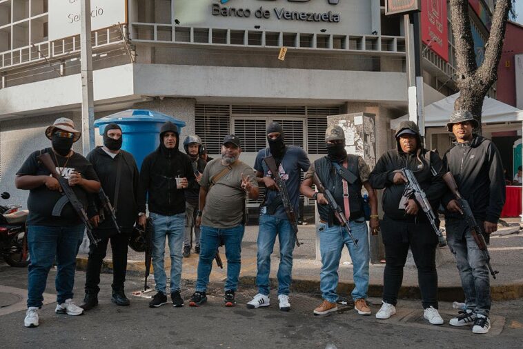 pro-maduro-militias-crack-down-on-dissent,-search-for-supporters-of-us.-raid