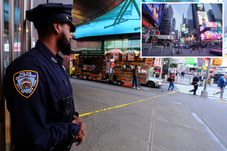 man-slashed-in-face,-stabbed-in-back-in-times-square,-police-say