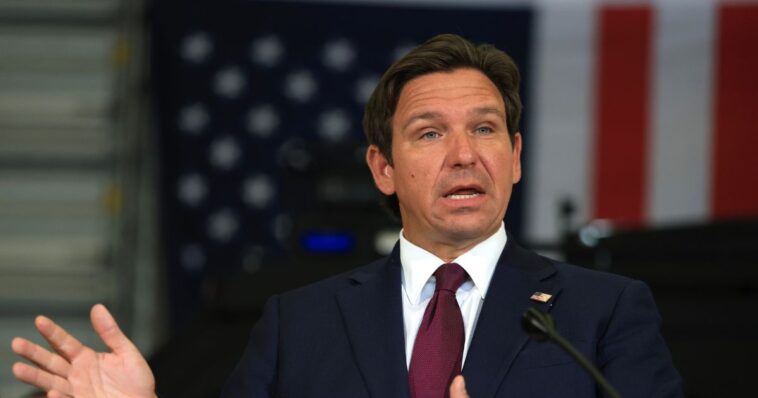 desantis-says-florida-considering-filing-state-charges-against-maduro:-‘stay-tuned’