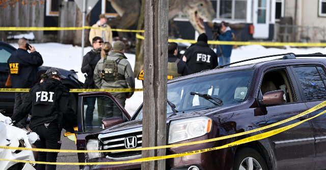 ice-agent-fatally-shoots-woman-who-allegedly-‘weaponized-her-vehicle’