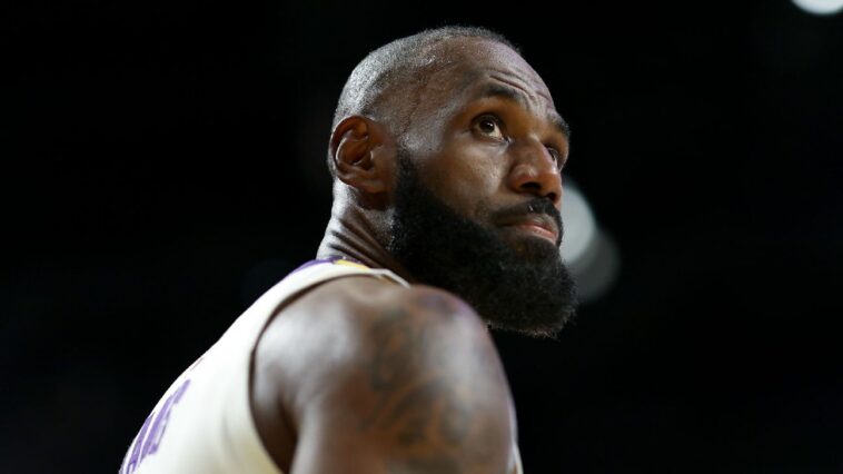 lebron-ruled-out-vs.-spurs-with-multiple-injuries