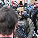 breaking:-agitators-flock-to-minneapolis-federal-building,-clash-with-ice-officers