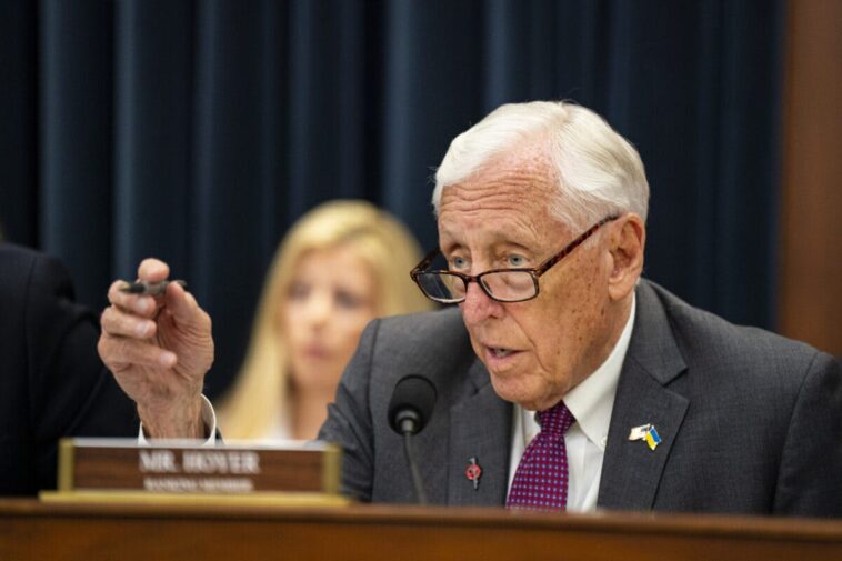 top-house-democrat-and-pelosi-ally-announces-retirement