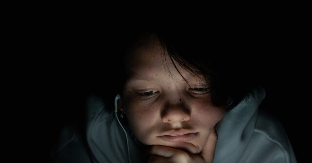 character.ai-and-google-settle-lawsuits-claiming-ai-chatbots-caused-teen-suicide,-mental-health-problems