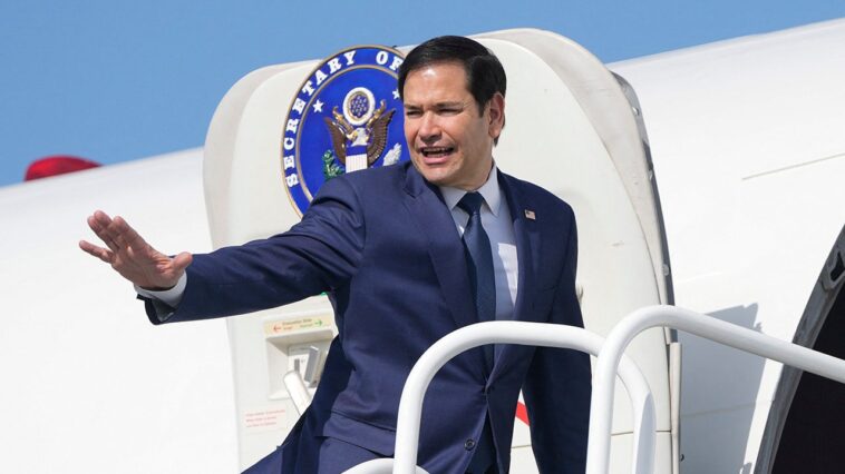 marco-rubio-jokingly-shuts-down-‘rumors’-he-is-looking-to-become-dolphins-next-head-coach