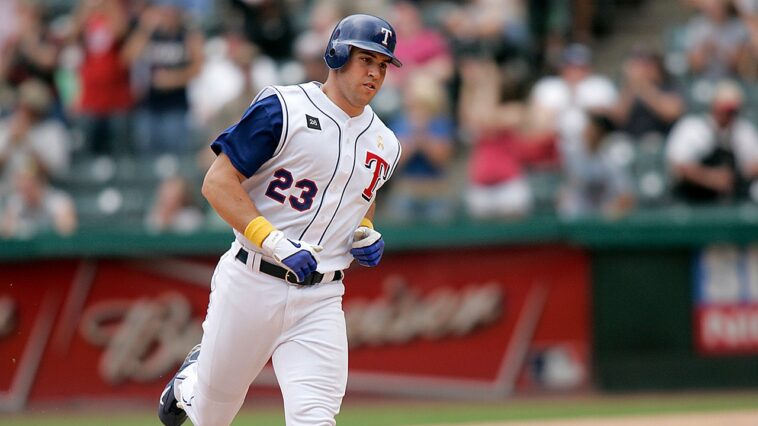 former-mlb-great-mark-teixeira-makes-stance-on-minnesota-ice-shooting-clear