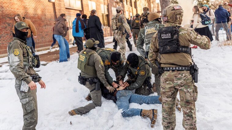 minnesota-schools-shut-down,-teachers-union-demands-ice-leave-city