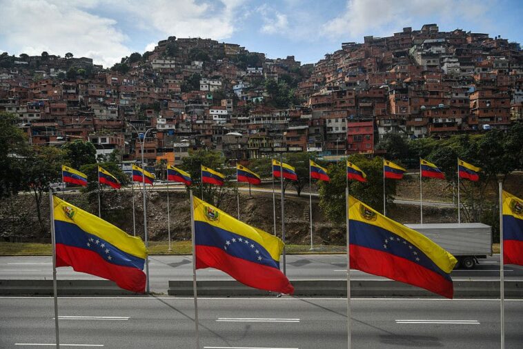 us.-diplomats-arrive-in-venezuela-for-‘initial-assessment’-following-maduro’s-capture