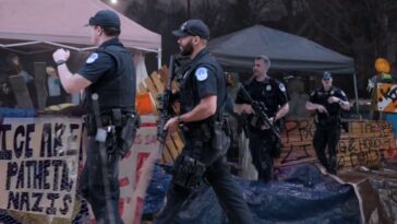 ice-agents-disguise-themselves-as-capitol-police-so-democrats-will-defend-them