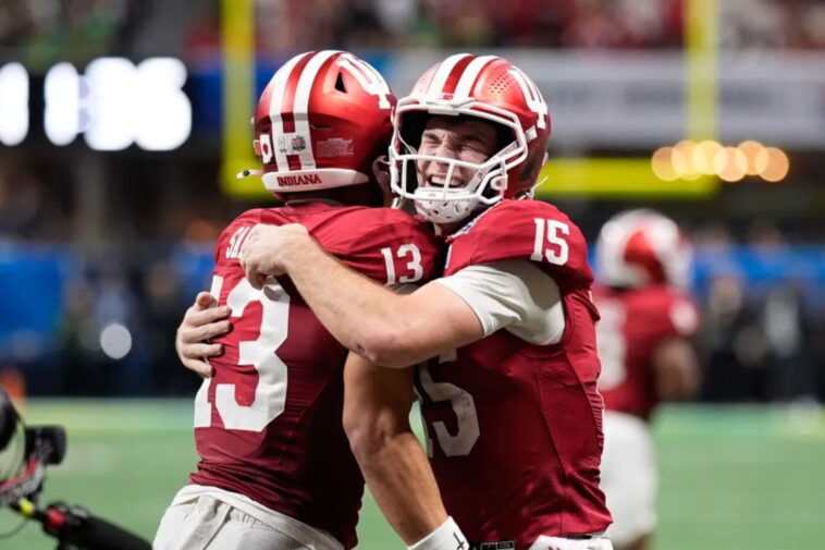 indiana-dominates-oregon-in-blowout-to-advance-to-cfp-national-championship-game