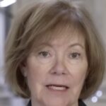 sen.-tina-smith:-i-can’t-vote-to-fund-ice-when-their-actions-are-‘illegal’