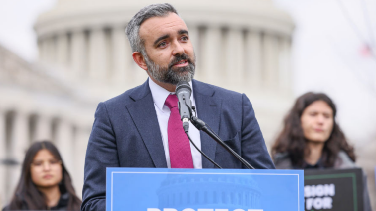 soros-backed-dem-reveals-he-and-coalition-of-anti-trump-ags-met-‘daily’-to-strategize-lawsuits