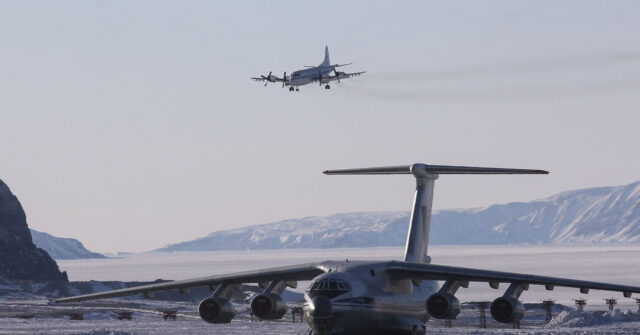 former-british-spy-chief-backs-trump’s-efforts-to-take-control-of-greenland