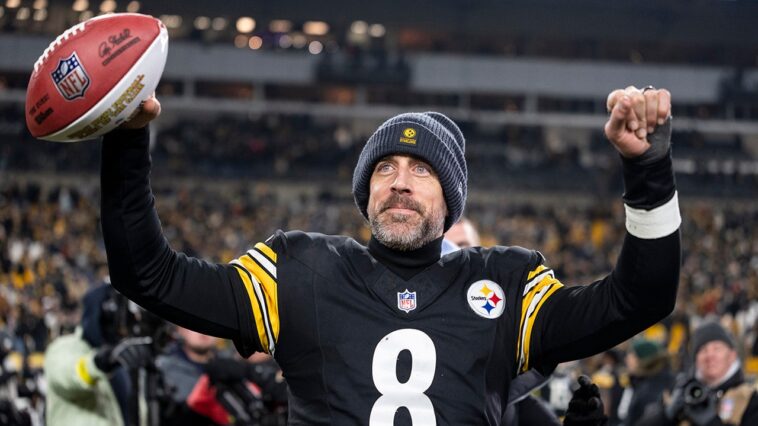 aaron-rodgers-takes-thinly-veiled-shot-at-jets-ahead-of-steelers’-playoff-game