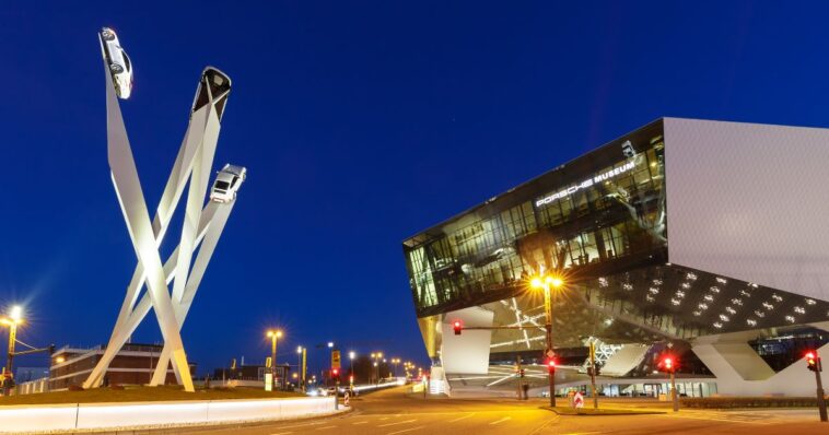 luxury-car-company-recalls-hundreds-of-thousands-of-cars-over-rearview-camera-defect