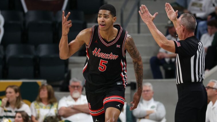 houston-wins-school-record-16th-straight-on-road