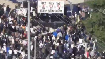 thousands-protest-in-pacific-palisades-a-year-after-fires-with-no-rebuilding:-‘they-let-us-burn’-(video)