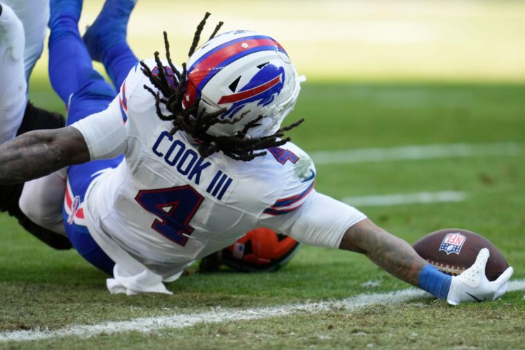 thescore-bet-bonus-code-npnews:-bet-$10,-get-$100-in-bonus-bets-for-nfl-wild-card-action