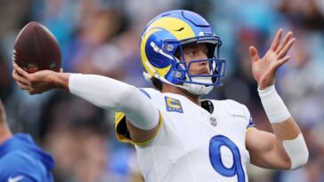 source:-stafford-to-have-tests-on-injured-finger