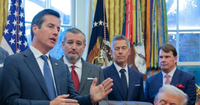 exclusive-—-sen.-bernie-moreno:-trump-could-be-‘first-president-in-my-lifetime’-to-lower-healthcare-costs-with-obamacare-deal