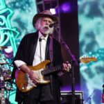 bob-weir,-grateful-dead-co-founder-who-birthed-a-new-generation-of-fans,-dead-at-78