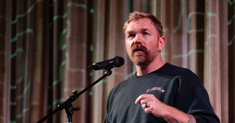 high-profile-midterm-dem-candidate-urges-americans-to-resist-trump’s-takedown-of-brutal-dictator-maduro