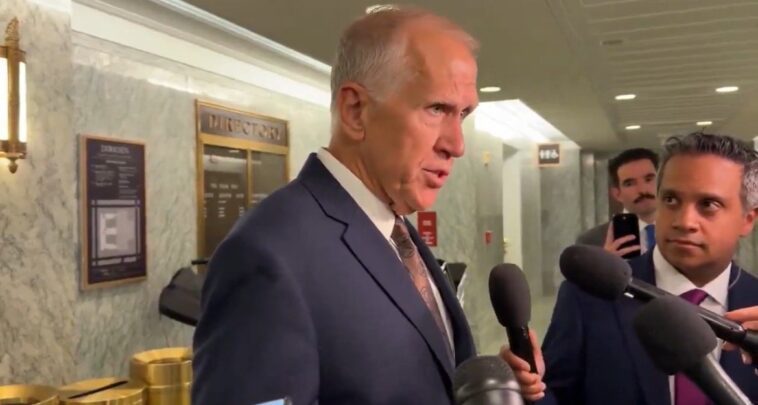 just-in:-rino-tillis-threatens-to-block-fed-nominations-over-powell-criminal-investigation