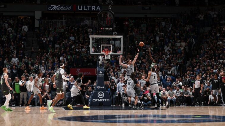 ant-sinks-winner-to-cap-wild-wolves-rally-vs.-spurs