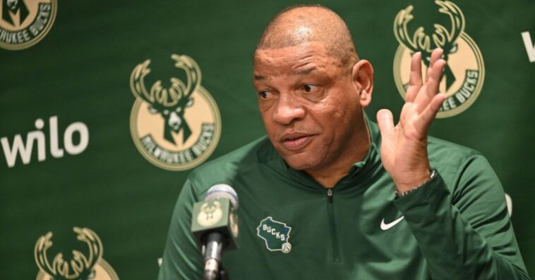 ‘attacking-brown-people’:-nba-coach-says-renee-good-shooting-‘straight-up-murder’-of-woman-‘trying-to-go-home’